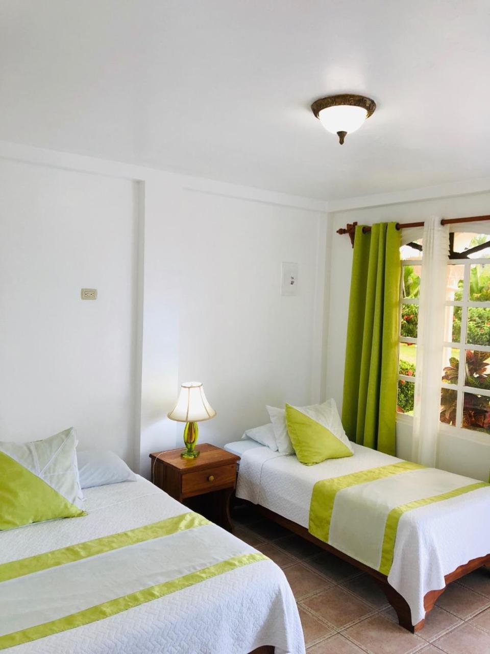 Hotel Andrea Neily 외부 사진